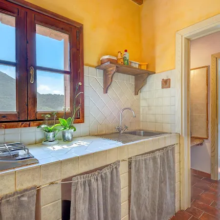 Amandolo Farm stay