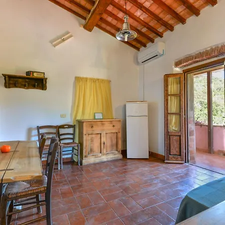Amandolo Farm stay *