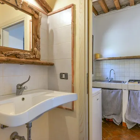 Amandolo Farm stay *